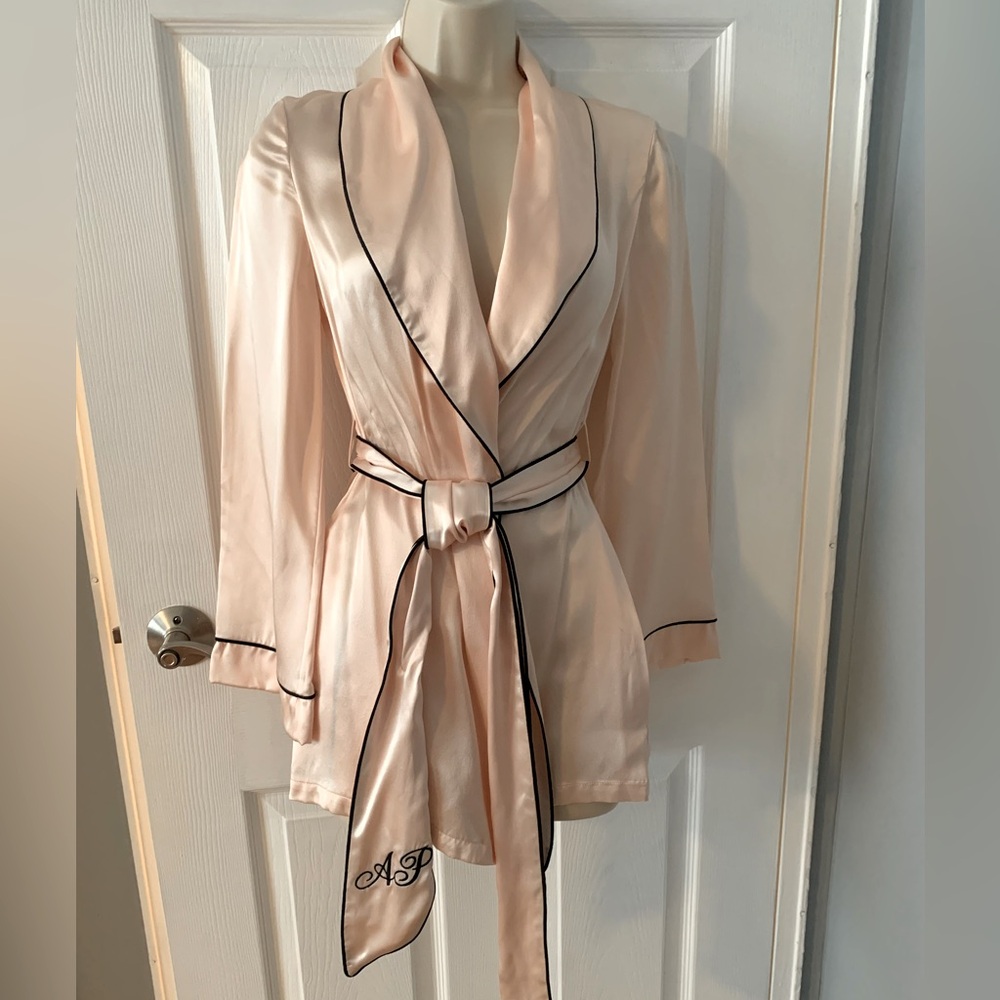agent provocateur silk wrap jacket size 1